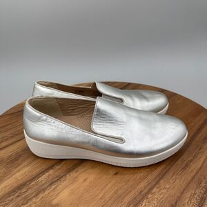FitFlop Loafers Womens Size 7 Silver Superskate Slip On Casual Comfort Shoes